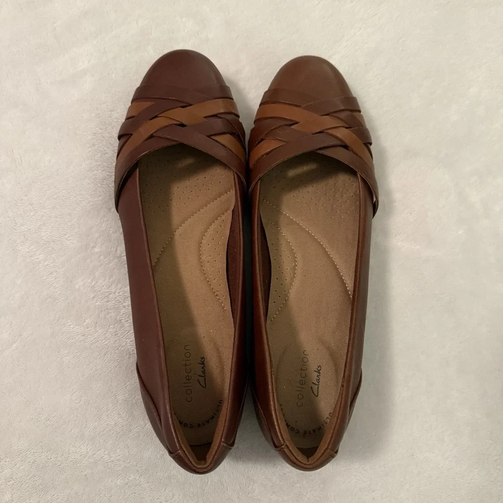 Clarks Sara Clover‎ Mahogany Brown Leather Woven Comfort Flats Women's Size 7.5M